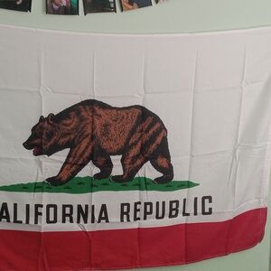 California Republic Bear Flag Beach Towel - Red, White, Green, Brown